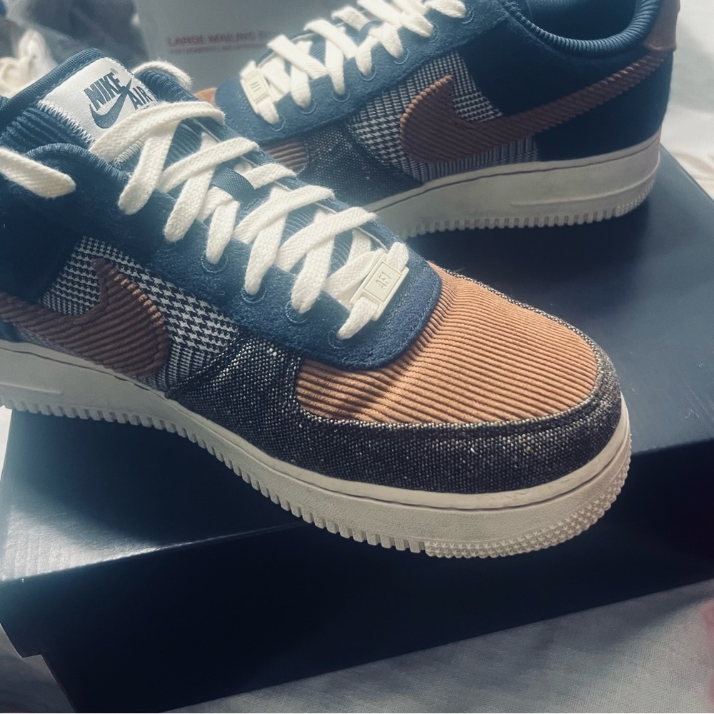 Nike Air Force men’s size 9